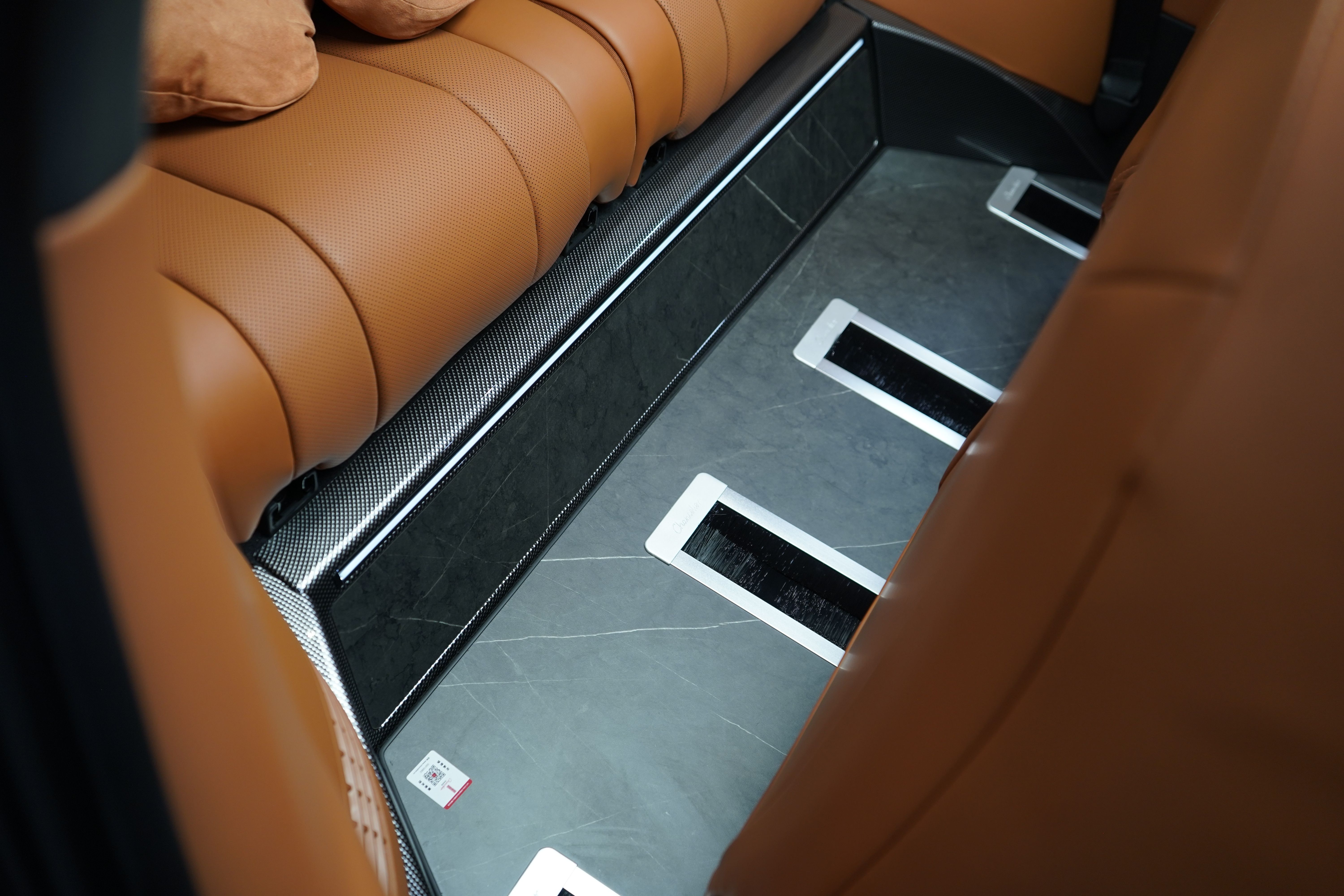问界M9地板品牌哪个比较好